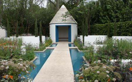 RHS Chelsea 2012 - The RBC Blue Water Garden